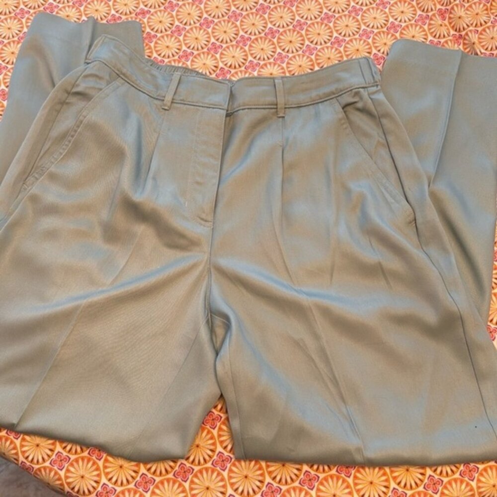 Women’s Croft & Barrow Light Pastel Green Straight Leg Pants Size 10 Lyocell